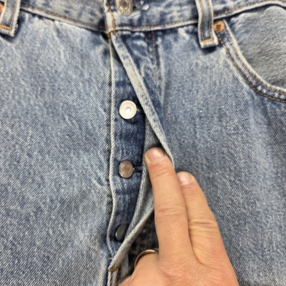 Levis 12238 important